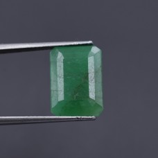 Natural emerald 6.66 Carat